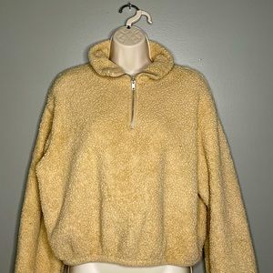 Fuzzy cropped Sweatshirt